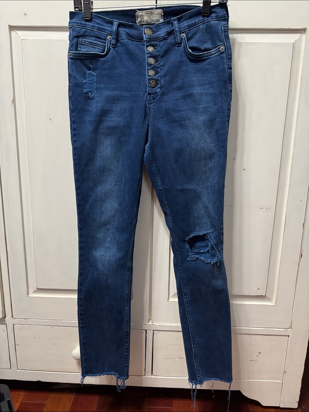 Free People Dark Blue High-Rise Skinny Jeans with Distressed Knees